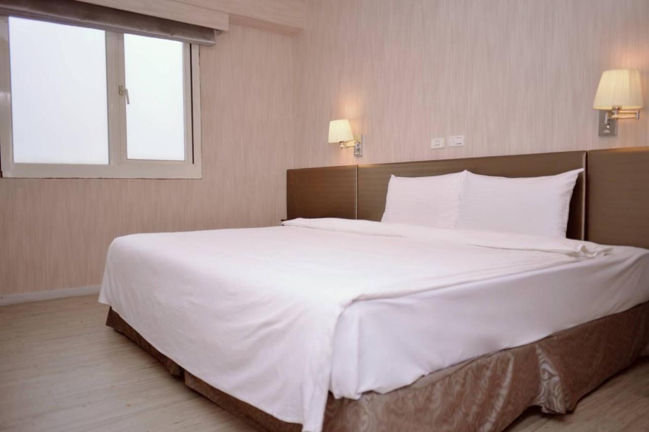 טאיפיי Walker Hotel - Sanchong מראה חיצוני תמונה