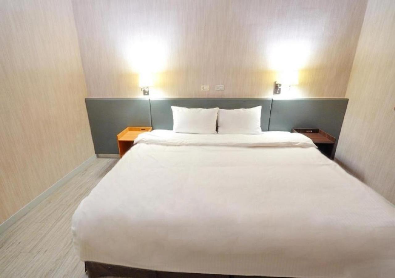 טאיפיי Walker Hotel - Sanchong מראה חיצוני תמונה