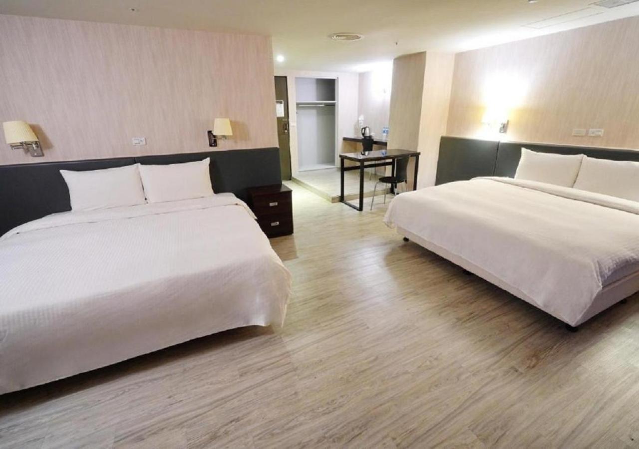 טאיפיי Walker Hotel - Sanchong מראה חיצוני תמונה