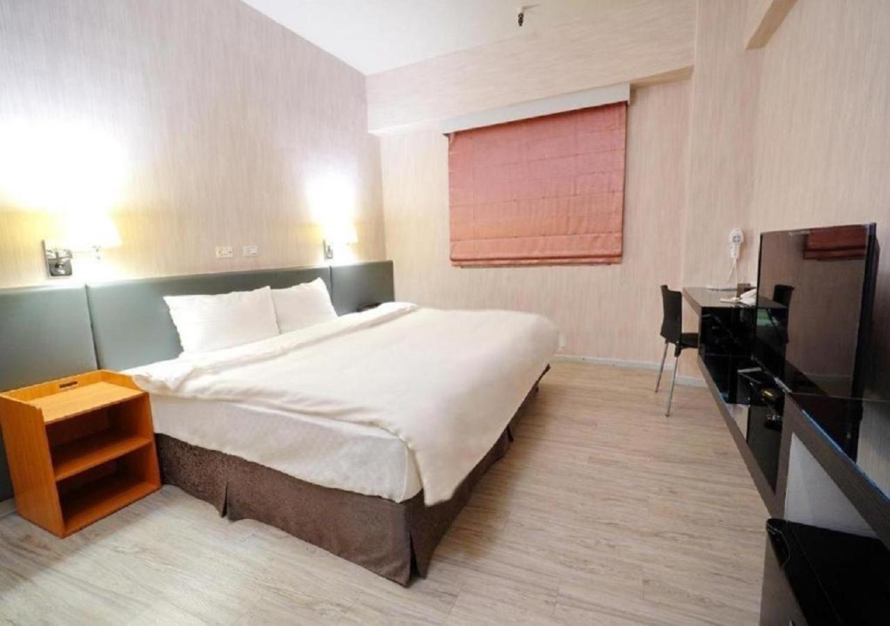 טאיפיי Walker Hotel - Sanchong מראה חיצוני תמונה