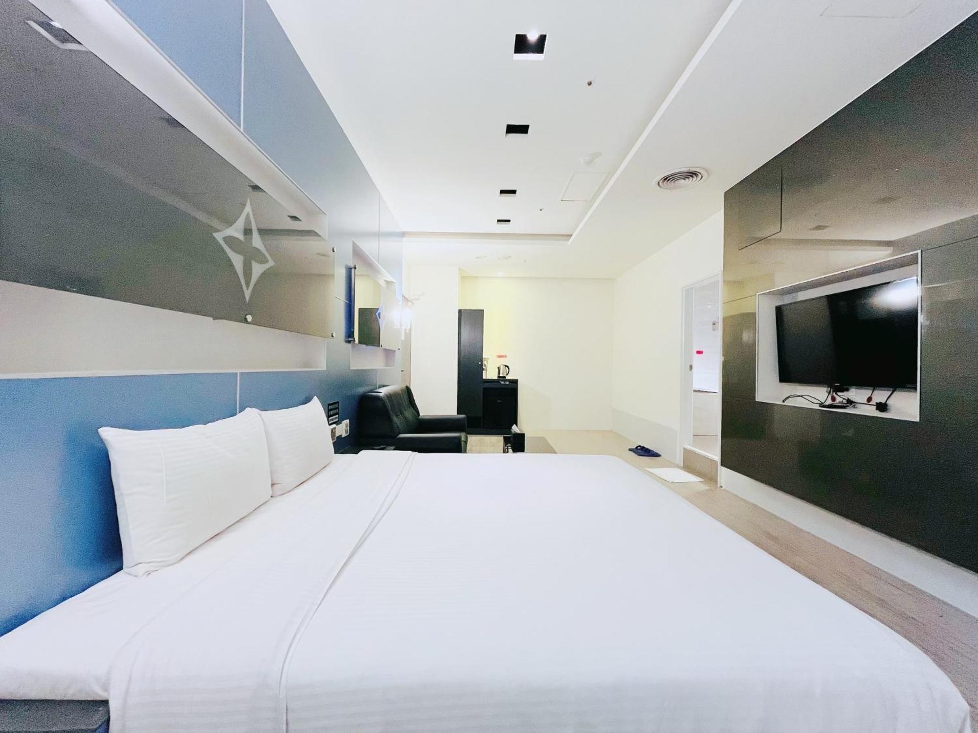 טאיפיי Walker Hotel - Sanchong מראה חיצוני תמונה