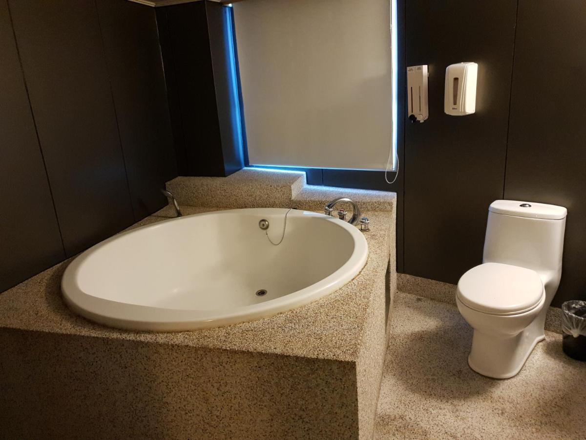 טאיפיי Walker Hotel - Sanchong מראה חיצוני תמונה