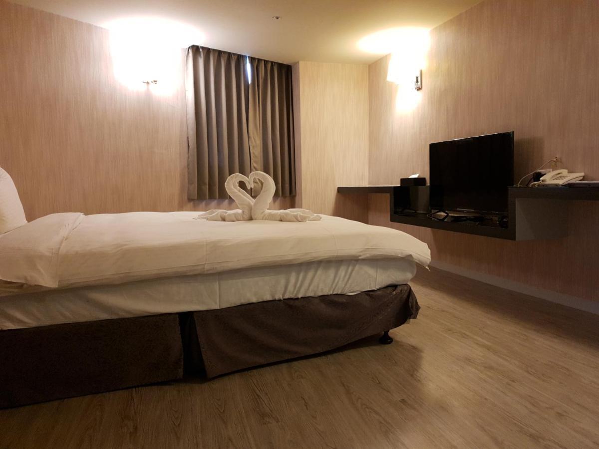 טאיפיי Walker Hotel - Sanchong מראה חיצוני תמונה